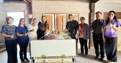 องค์การบริหารส่วนตำบลสวนหม่อน  ลงพื้นที่มอบเตียงผู้ป่วยให้แก่ผู้มีภาวะพึ่งพิงในชุมชน พื้นที่ หมู่ที่ 8 และหมู่ที่ 3 จำนวน 2 ราย