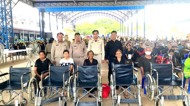 พิธีมอบความช่วยเหลือพระราชทานแก่ราษฎรพื้นที่จังหวัดขอนแก่น ณ โรงเรียนมัญจาศึกษา อำเภอมัญจาคีรี จังหวัดขอนแก่น